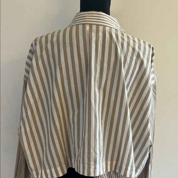 Madewell Beige and White Striped Button-Down Oversized Shirt. Convertible. - Picture 6 of 6
